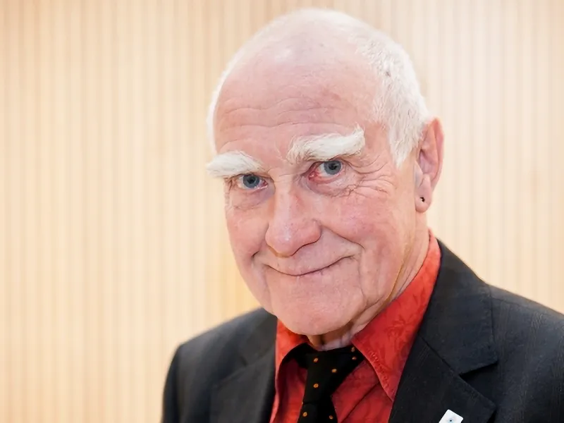 Portrait von Edgar M. Böhlke