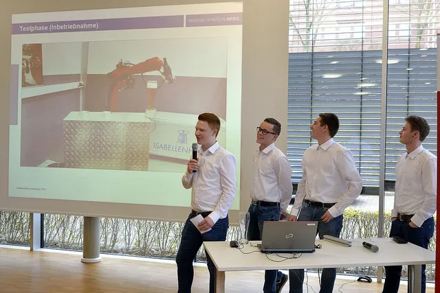 Das Team der Isabellenhütte Heusler GmbH & Co. KG. Foto: Hessenmetall