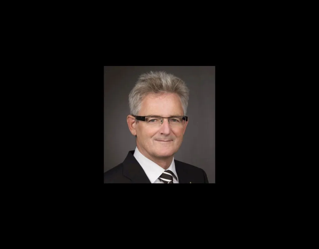 Professor Danne von Studium Plus