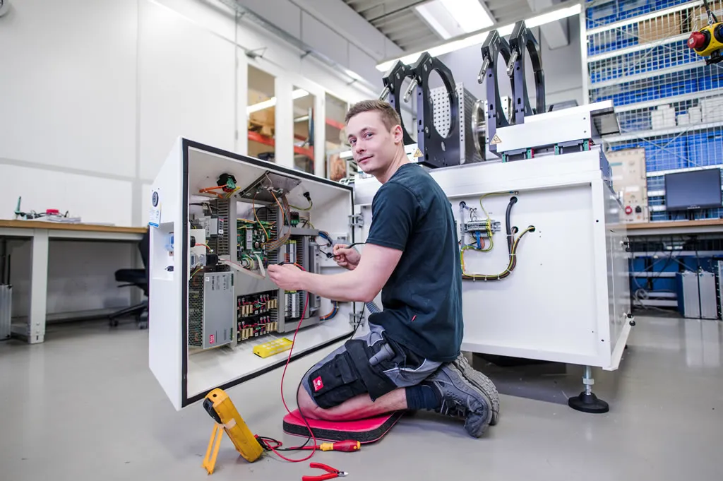 Techniker Mark Wagner: Über Jahre in das Unternehmen hineingewachsen.