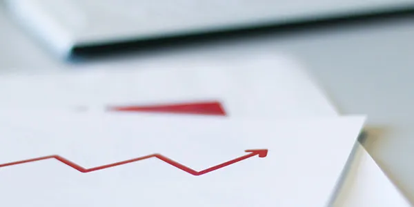 Die Ergebnisse des IAB-Betriebspanel Personalsituation zeigen viele Neueinstellungen und eine Nachfrage nach Fachkräften. (Quelle: HMWEVW) 