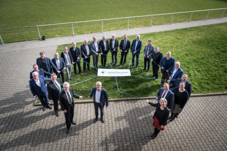 Gruppenfoto der Gesellschafter bei der Sitzung des Aufsichtsrates im März 2023