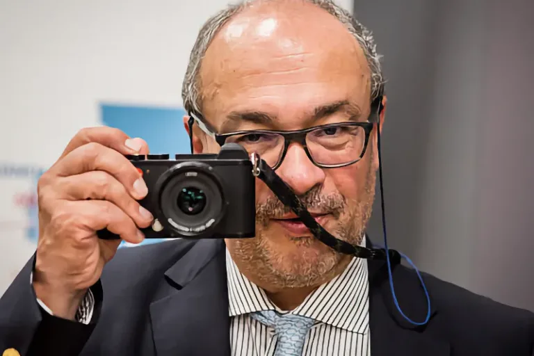 Dr. Andreas  Kaufmann