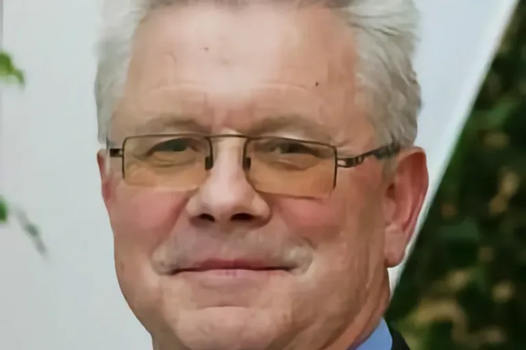 Dr. Dagobert  Kotzur