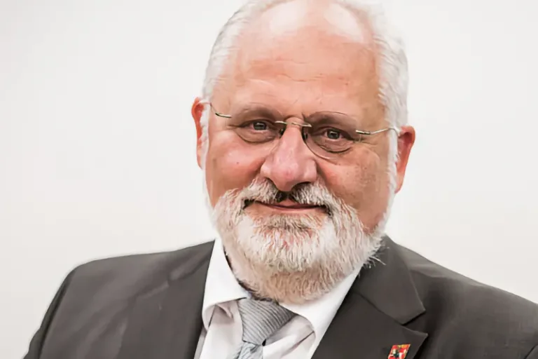 „The rise of virtual collaboration and training in health care“