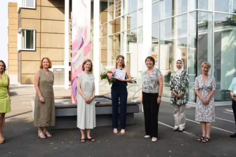 Sophia Reiter gewinnt den „Women in Technology“-Award