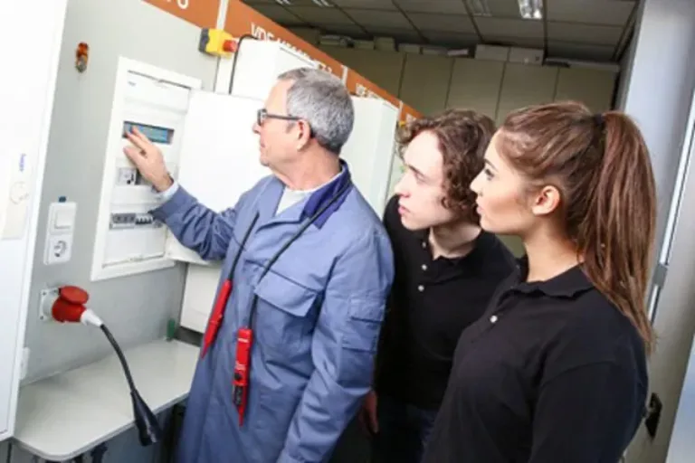 Praxis-Workshops für Unternehmerinnen und Unternehmer, Teamleitungen und Personalverantwortliche