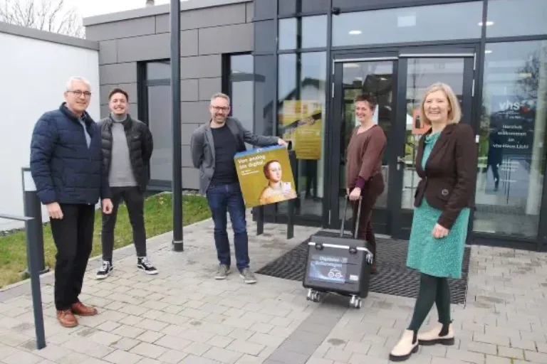 Gießen: Mit dem Digitalen Bollerwagen raus aufs Land