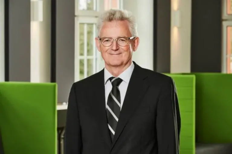 Technische Hochschule Mittelhessen: StudiumPlus verabschiedet seinen „Erfinder“