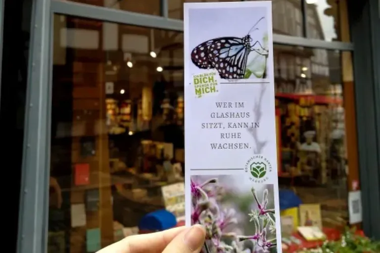 Lesezeichen-Aktion für den Botanischen Garten