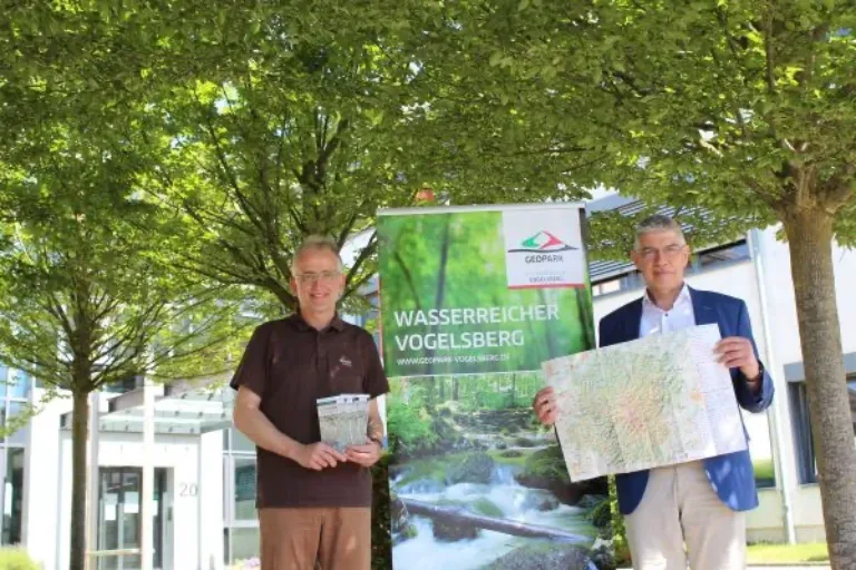 Geopark legt neue geotouristische Karte für die Vulkanregion Vogelsberg vor