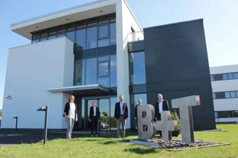 Von Storndorf an die Autobahn