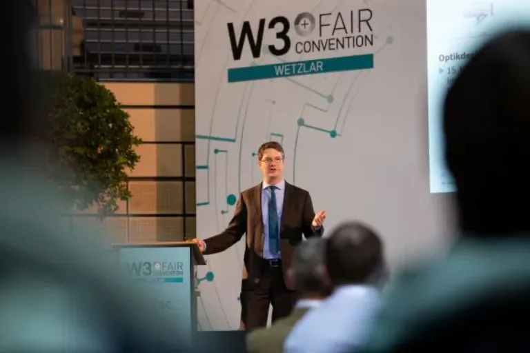 W3+ Fair 2022 live in Wetzlar und mit vollem Programm