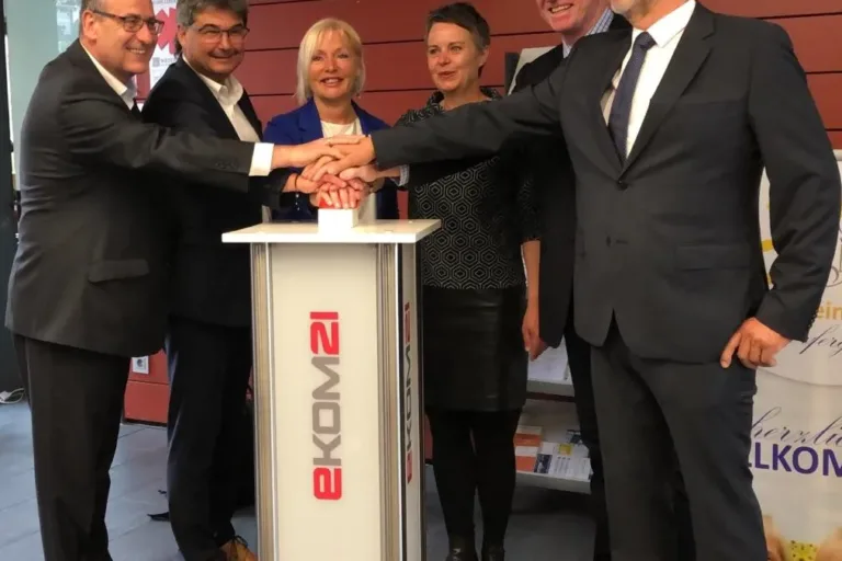 Förderprogramm für WLAN-Hotspots des Landes Hessen erfolgreich: 150. „Digitale Dorflinde“ gepflanzt