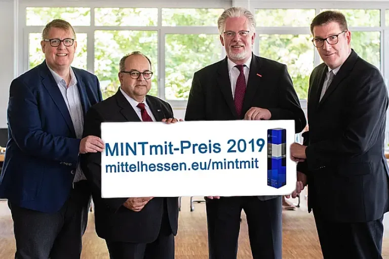 MINTmit-Preis 2019: Förderung der MINT-Begeisterung in Mittelhessen