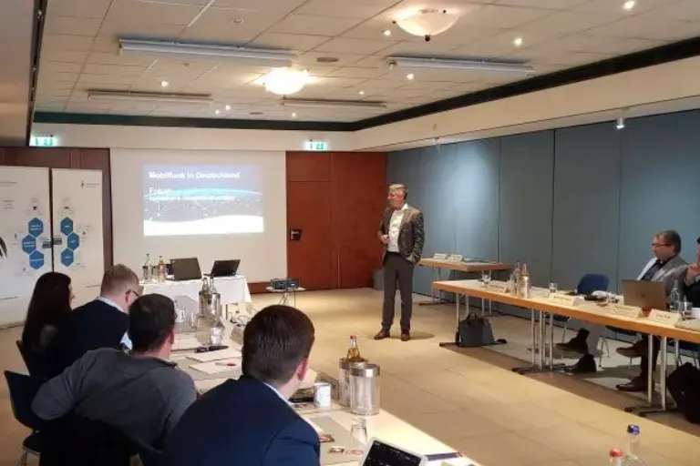 Breitband-Camp Mittelhessen diskutiert über den Mobilfunkausbau