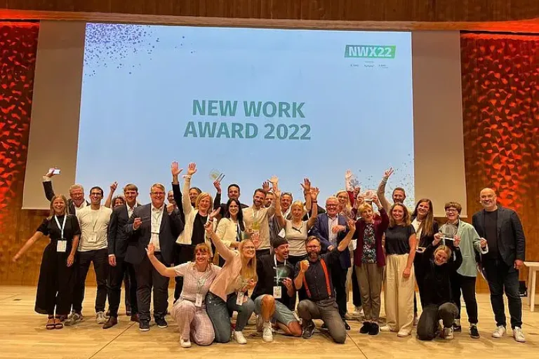 Regionalmanagement gewinnt 2. Preis beim NEW WORK Award 2022
