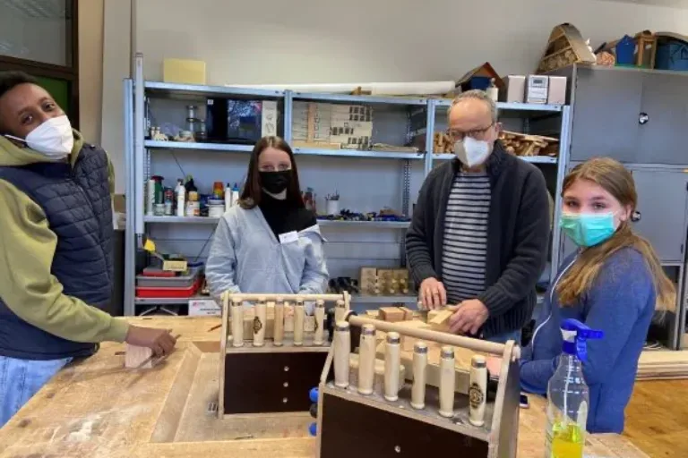 Unternehmerverband Mittelhessen unterstützt erneut Projekt-Initiative „WerkstattTagePlus“