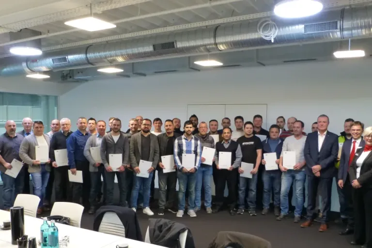 Gelungene Beispiele für die „Nachqualifizierung zum Maschinen- und Anlagenführer (MAF)“