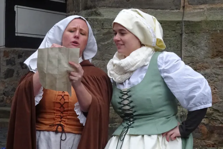 „Alsfelder wisst ihr noch…“ im Mai und Juni – auch „Triller, Karzer & Wacholder“ wieder im Angebot