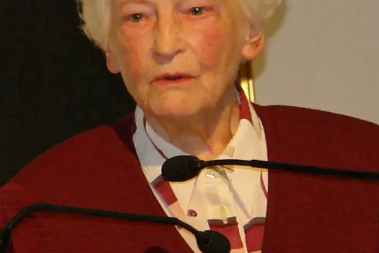 Prof. Lore Steubing – ein Leben für die Pflanzenökologie