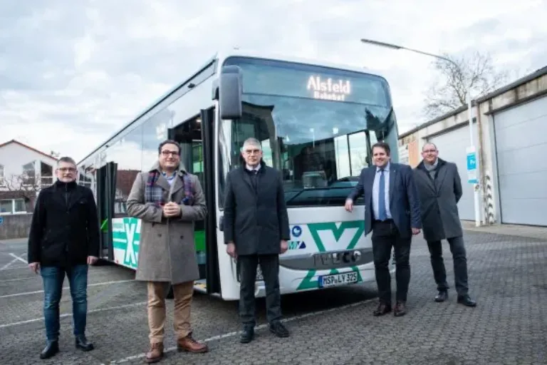 Neue Expressbuslinie verbindet Marburg und Alsfeld