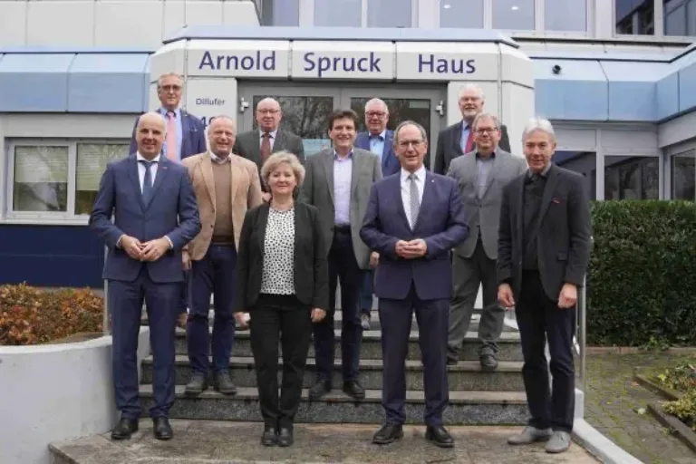 Mittelhessen im Zentrum des Dialogs zwischen Handwerk und Politik: Regionalpolitische Gesprächsrunde in Wetzlar