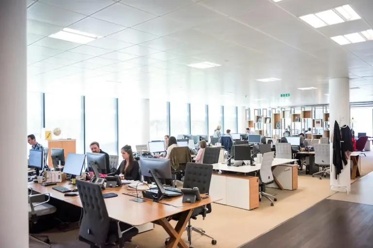 Arbeitsmarkt Mittelhessen im Dezember 2024