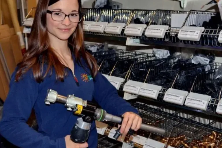 Handwerk ist keine reine Männersache mehr, Frauen können das mindestens genauso gut!