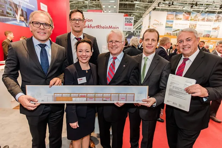 GHI erhält Baugenehmigung für REWE-Markt in Oberstedten auf der Expo Real