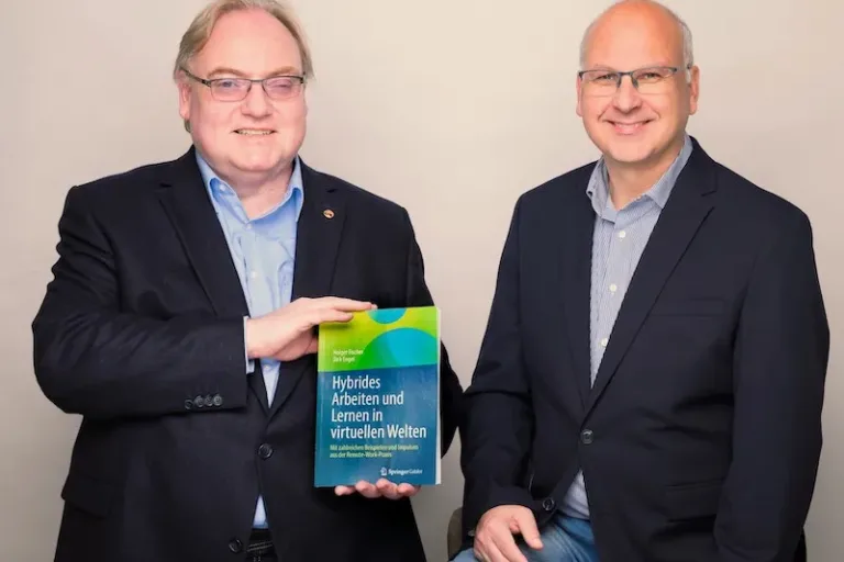 Fachbuch Hybrides Arbeiten und Lernen in virtuellen Welten