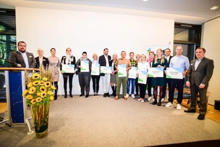 “Gütesiegel Berufs- und Studienorientierung Hessen“ – Sechs mittelhessische Schulen für vorbildliche Berufs- und  Studienorientierung ausgezeichnet