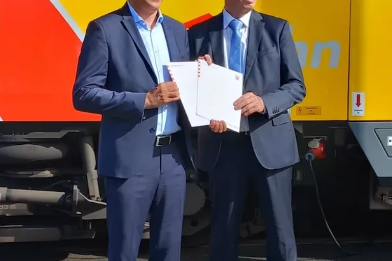 HLB Basis AG nimmt Lumdatalbahn wieder teilweise in Betrieb