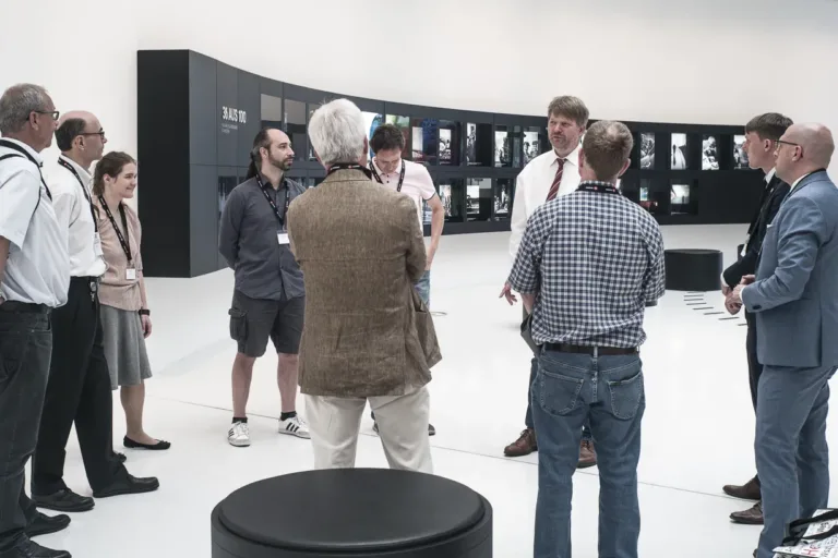 Delegation des Prager ELI Instituts zu Besuch in Wetzlar