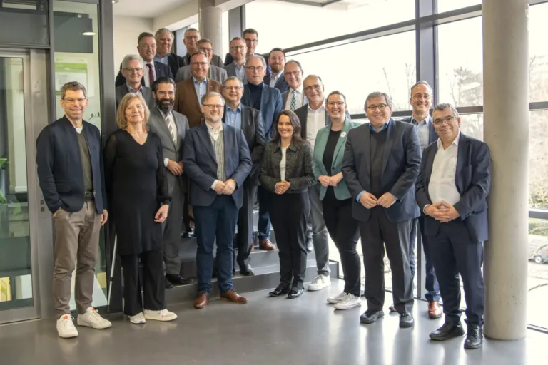 Neuer Vorsitz gewählt und Impulsbeitrag von Staatssekretär Sönmez