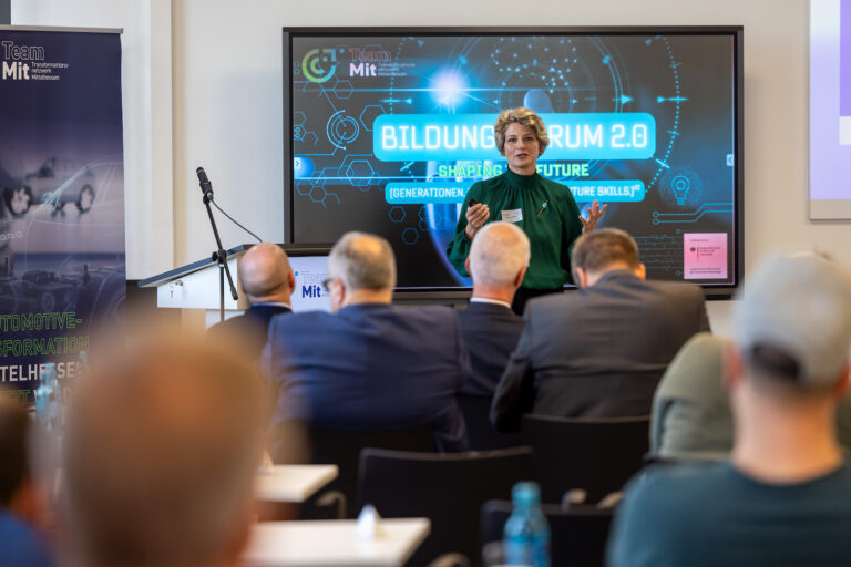 TeamMit Bildungsforum mit Schwerpunkt KI